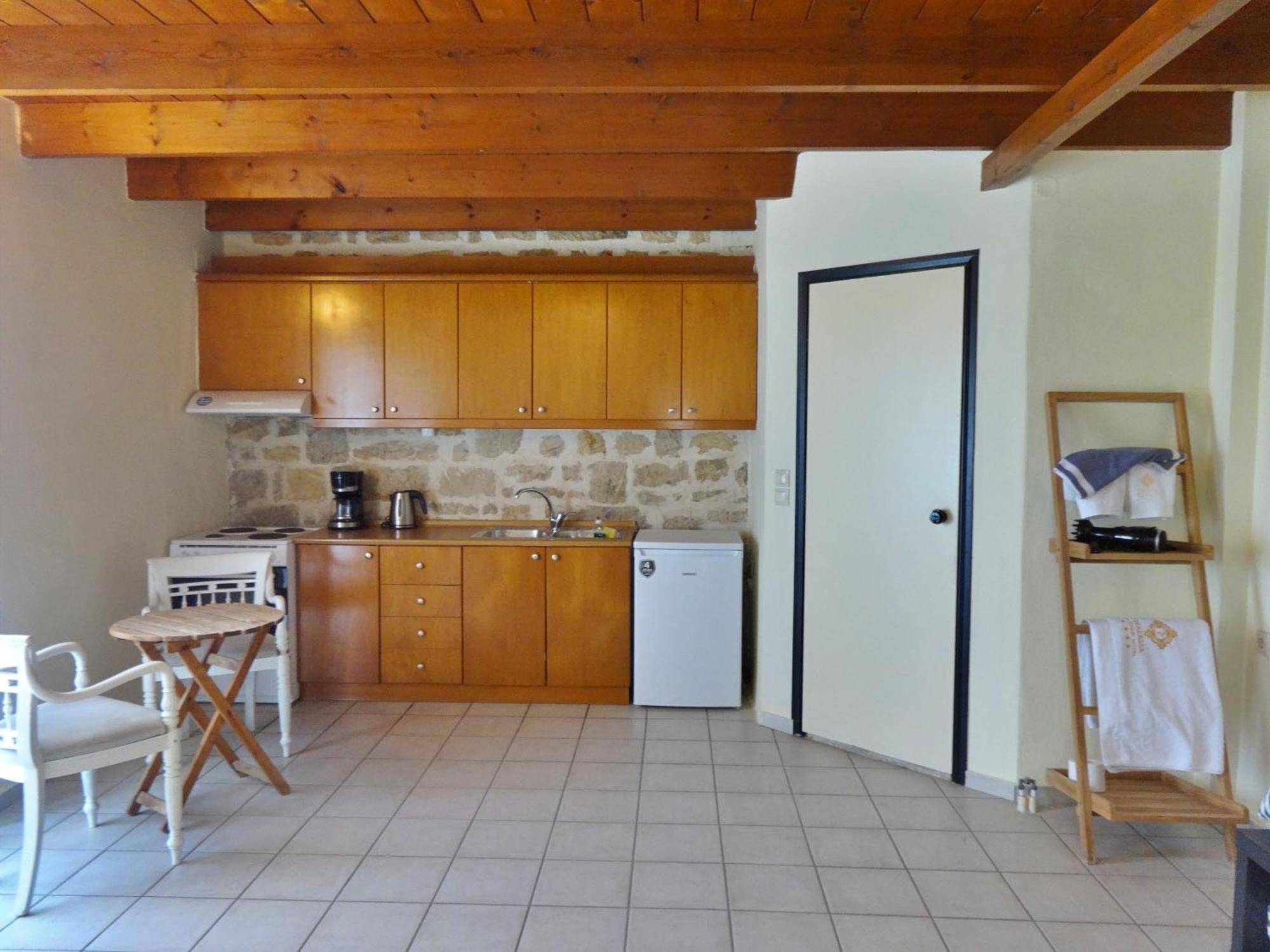 Thalassa Apartments Ретимно Экстерьер фото